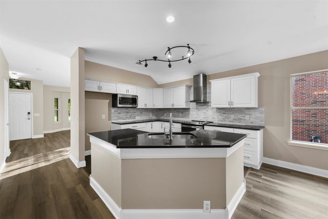 3805 San Lorenzo Drive, Denton, TX 76210