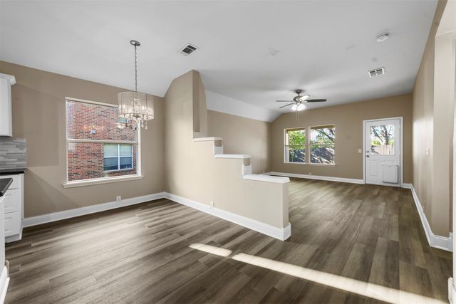 3805 San Lorenzo Drive, Denton, TX 76210