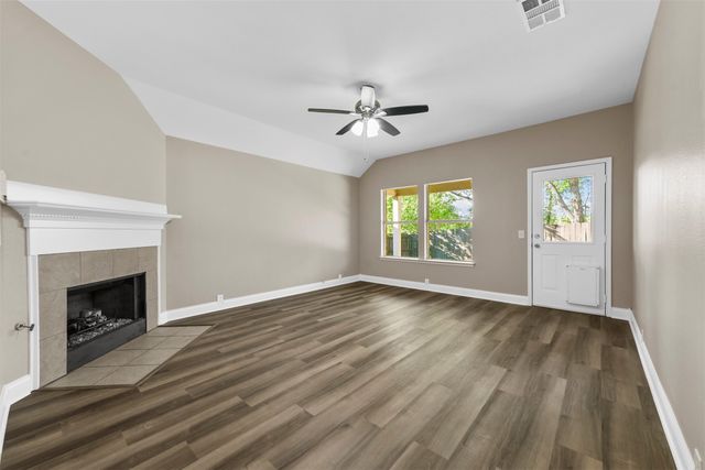 3805 San Lorenzo Drive, Denton, TX 76210