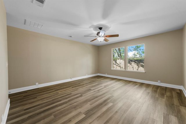 3805 San Lorenzo Drive, Denton, TX 76210