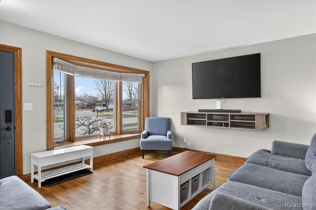 14721 Morris Avenue, Allen Park, MI 48101