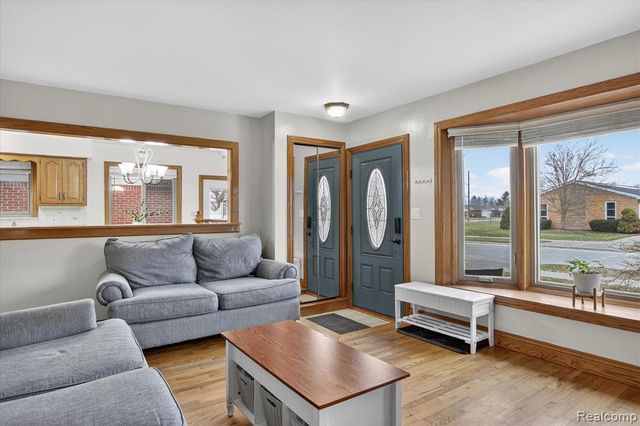 14721 Morris Avenue, Allen Park, MI 48101