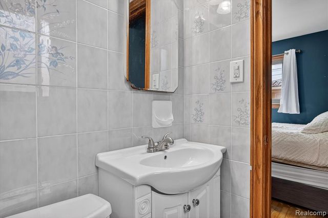 14721 Morris Avenue, Allen Park, MI 48101