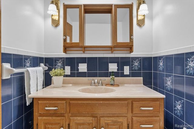 14721 Morris Avenue, Allen Park, MI 48101