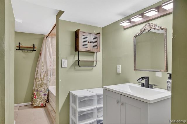 14721 Morris Avenue, Allen Park, MI 48101