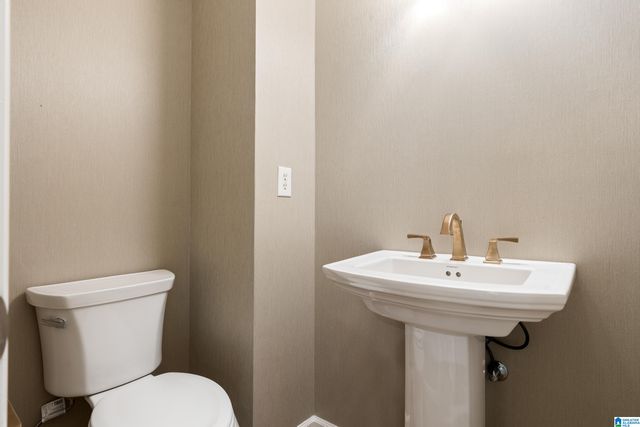 213 VILLAGE STREET, Hoover, AL 35242