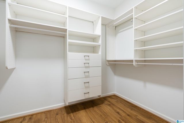 213 VILLAGE STREET, Hoover, AL 35242