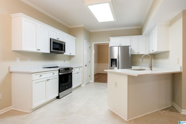 213 VILLAGE STREET, Hoover, AL 35242