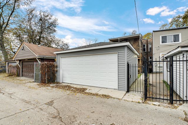 6527 S Vernon Avenue, Chicago, IL 60637