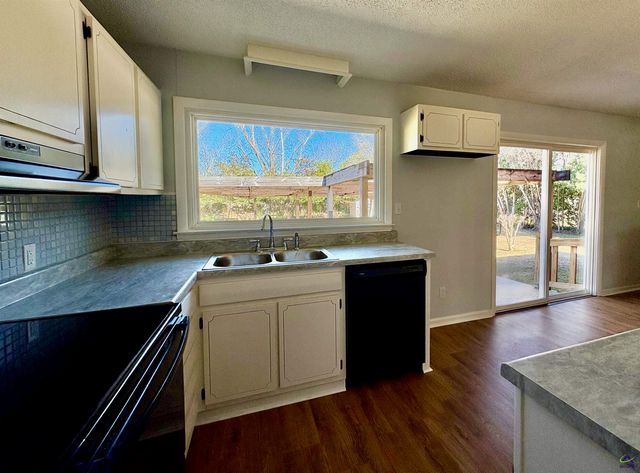 404 Magnolia Street, Fort Valley, GA 31030