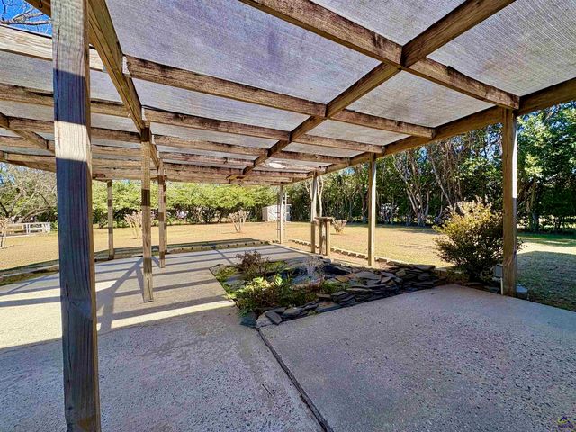 404 Magnolia Street, Fort Valley, GA 31030