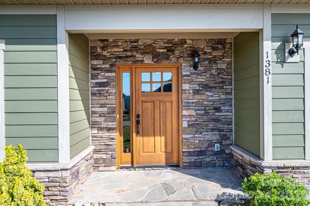 1381 River Club Ridge C8, Lenoir, NC 28645