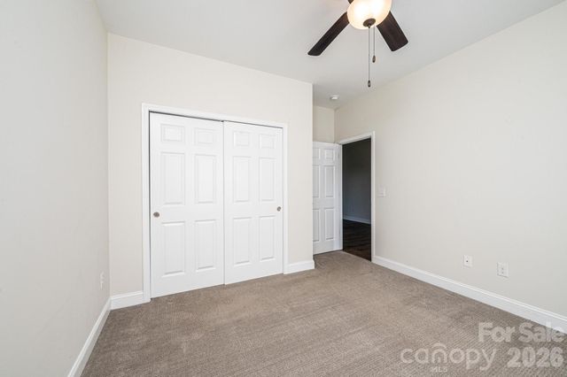 1381 River Club Ridge C8, Lenoir, NC 28645