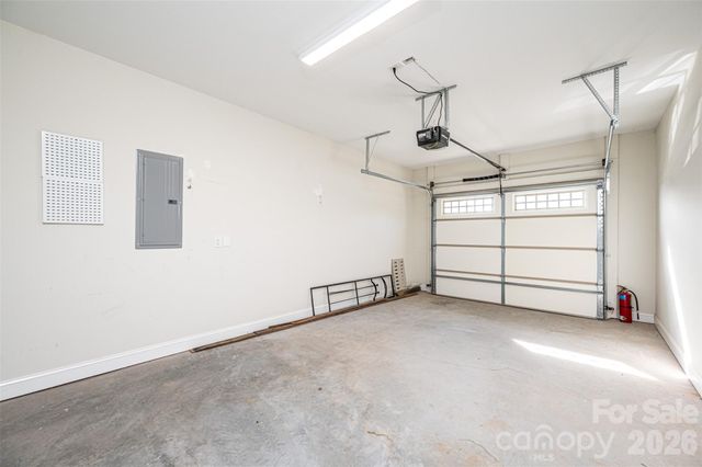 1381 River Club Ridge C8, Lenoir, NC 28645