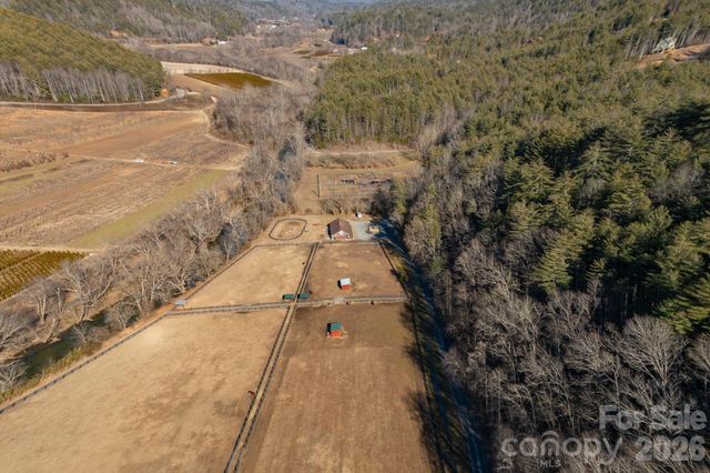 1381 River Club Ridge C8, Lenoir, NC 28645