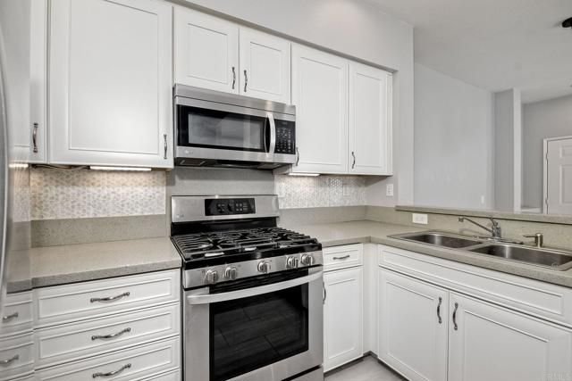 1309 Verbena Ct, Carlsbad, CA 92011