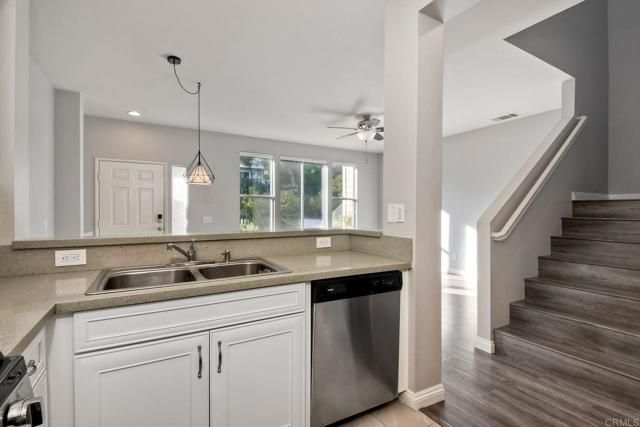 1309 Verbena Ct, Carlsbad, CA 92011