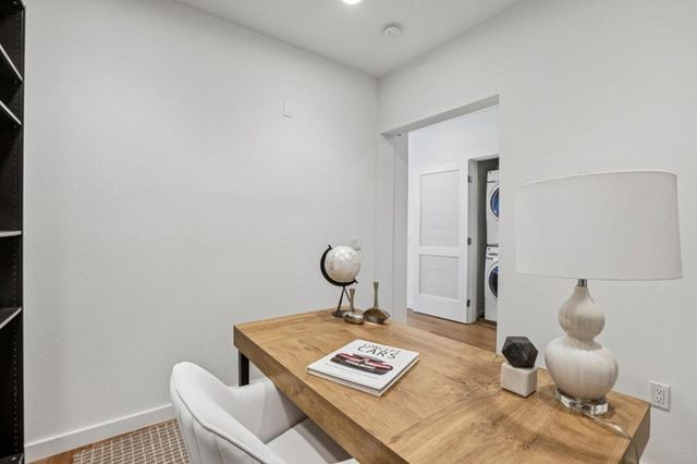 400 El Camino Real 210, Belmont, CA 94002