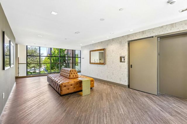 400 El Camino Real 210, Belmont, CA 94002