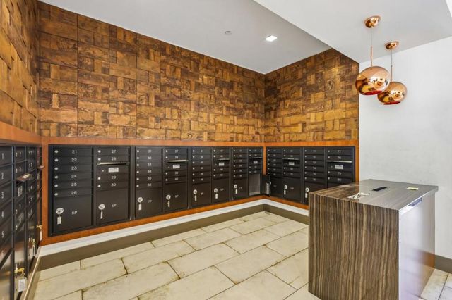 400 El Camino Real 210, Belmont, CA 94002