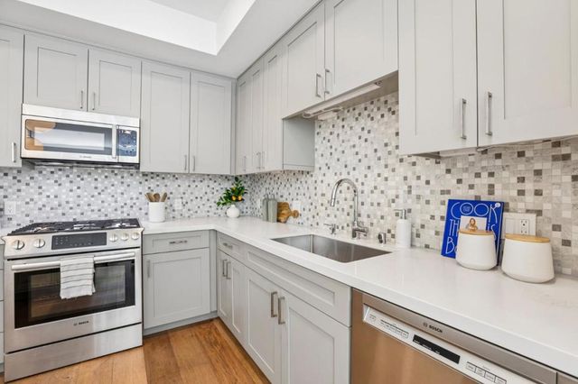 400 El Camino Real 210, Belmont, CA 94002