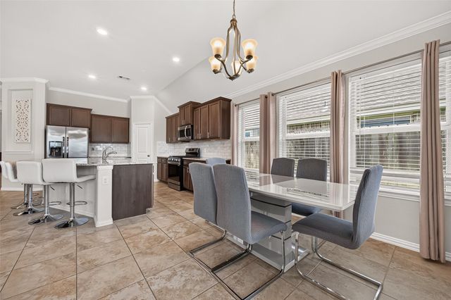 2911 Brisk Autumn Drive, Richmond, TX 77406