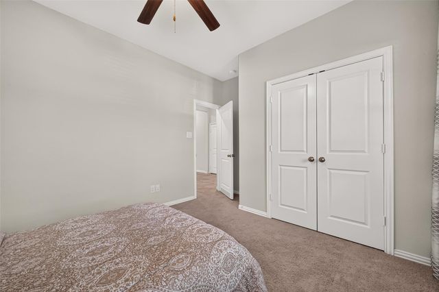 2911 Brisk Autumn Drive, Richmond, TX 77406