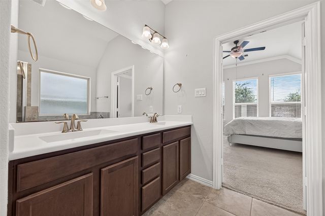 2911 Brisk Autumn Drive, Richmond, TX 77406
