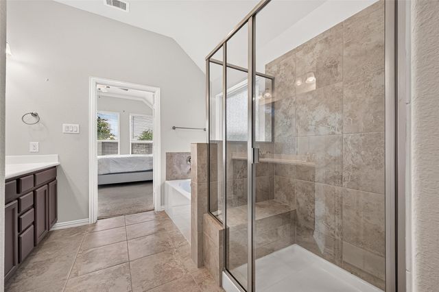 2911 Brisk Autumn Drive, Richmond, TX 77406