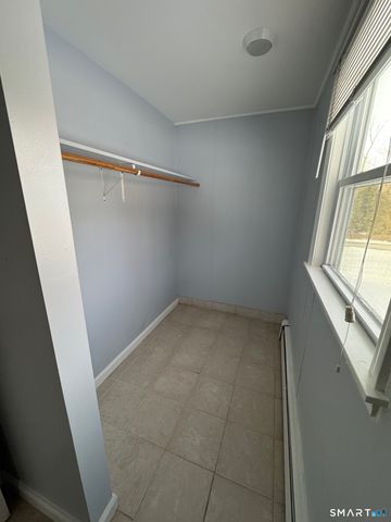 24 Webb Circle, Monroe, CT 06468