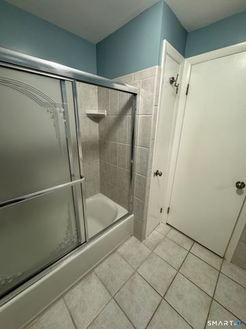 24 Webb Circle, Monroe, CT 06468