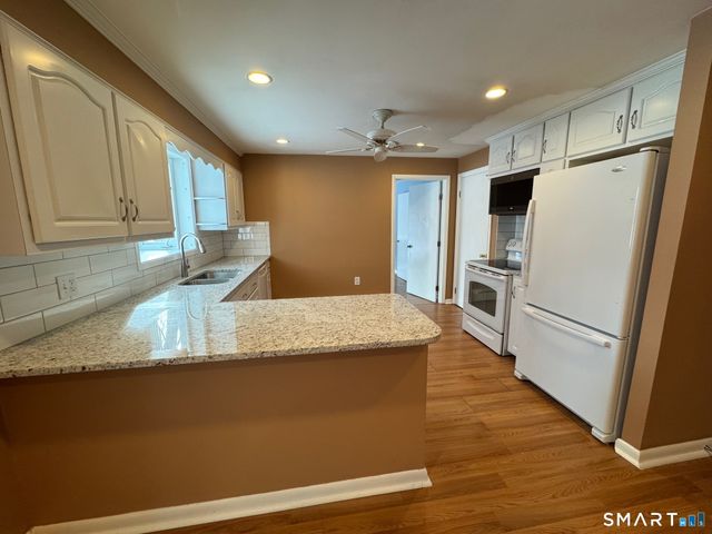 24 Webb Circle, Monroe, CT 06468