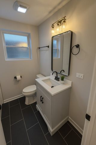 494 Buffalo Avenue, Calumet City, IL 60409