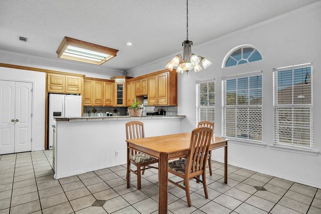 2906 S County Rd 1082, Midland, TX 79706