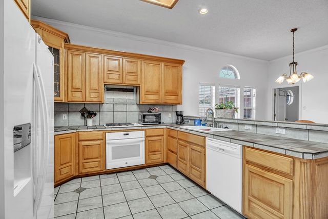 2906 S County Rd 1082, Midland, TX 79706