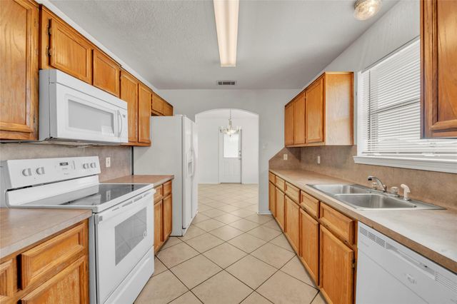 2801 Maria DR, Killeen, TX 76549