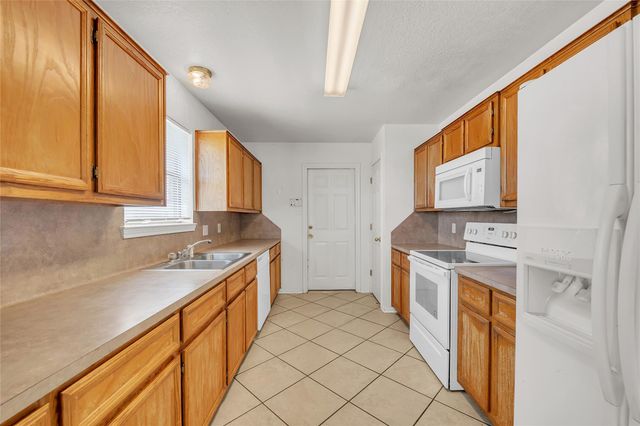 2801 Maria DR, Killeen, TX 76549