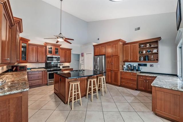 2542 MASON OAKS DRIVE, Valrico, FL 33596