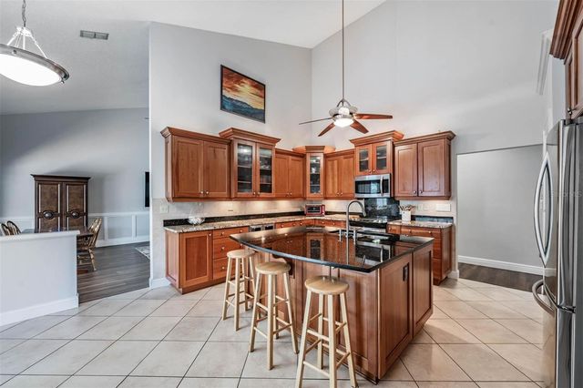 2542 MASON OAKS DRIVE, Valrico, FL 33596