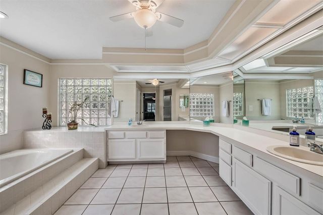 2542 MASON OAKS DRIVE, Valrico, FL 33596