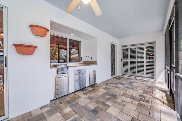 2542 MASON OAKS DRIVE, Valrico, FL 33596