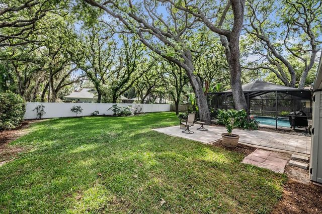 2542 MASON OAKS DRIVE, Valrico, FL 33596