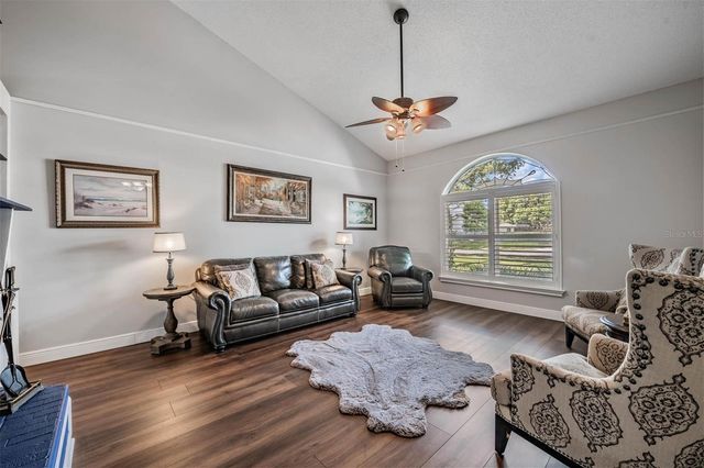 2542 MASON OAKS DRIVE, Valrico, FL 33596