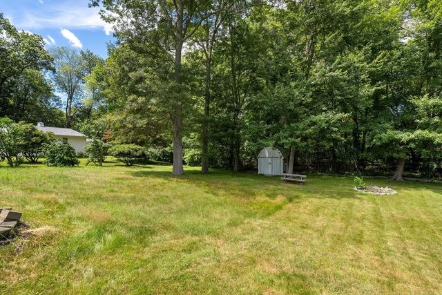 17 Crossman St, Taunton, MA 02780