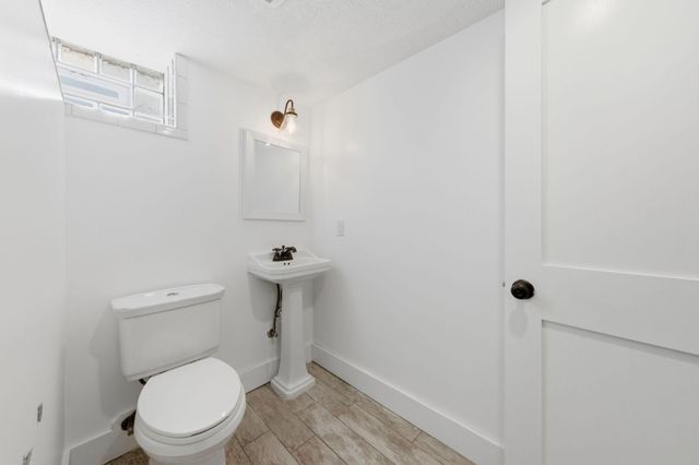 2748 NE Ulysses Street NE, Minneapolis, MN 55418