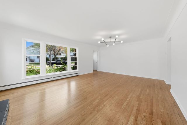 2748 NE Ulysses Street NE, Minneapolis, MN 55418