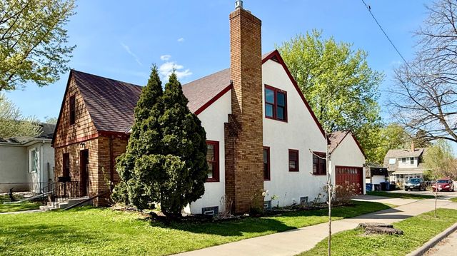 2748 NE Ulysses Street NE, Minneapolis, MN 55418