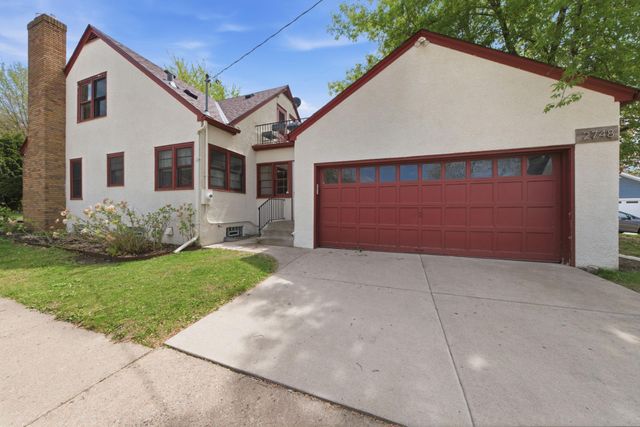 2748 NE Ulysses Street NE, Minneapolis, MN 55418