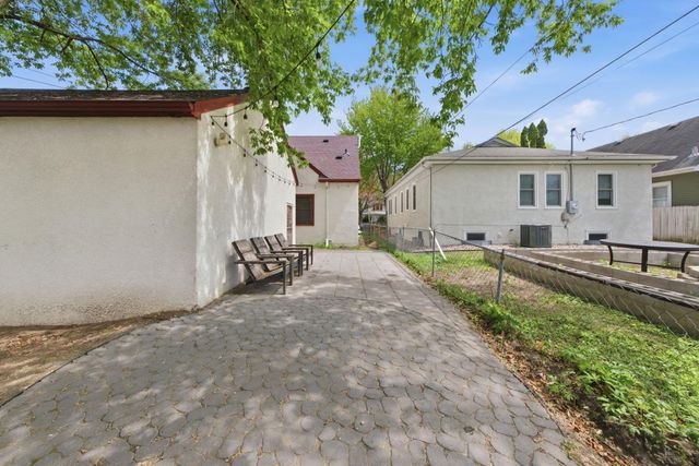 2748 NE Ulysses Street NE, Minneapolis, MN 55418