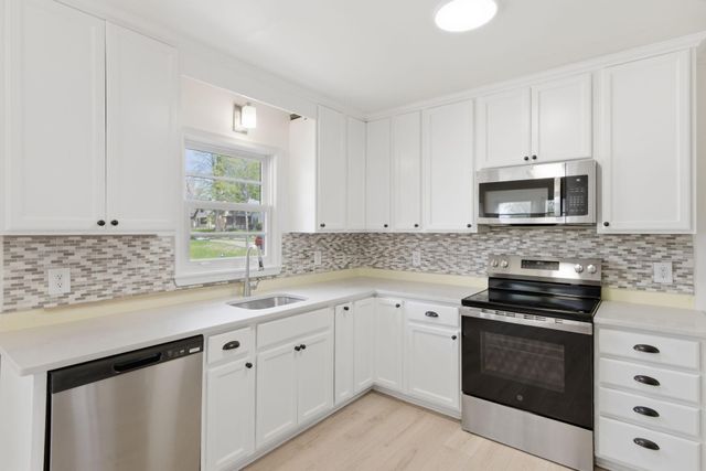 2748 NE Ulysses Street NE, Minneapolis, MN 55418